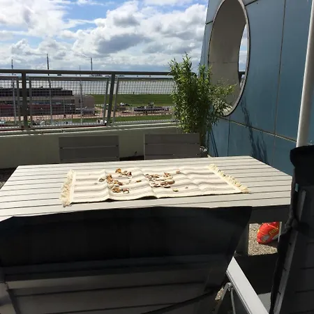 Havenblicke - Grosszuegige Terrasse Mit Blick Auf Die Weser Bremerhaven Eksteriør billede